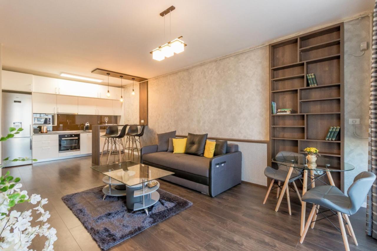 Modern Downtown Apartment Κλουζ-Ναπόκα Εξωτερικό φωτογραφία